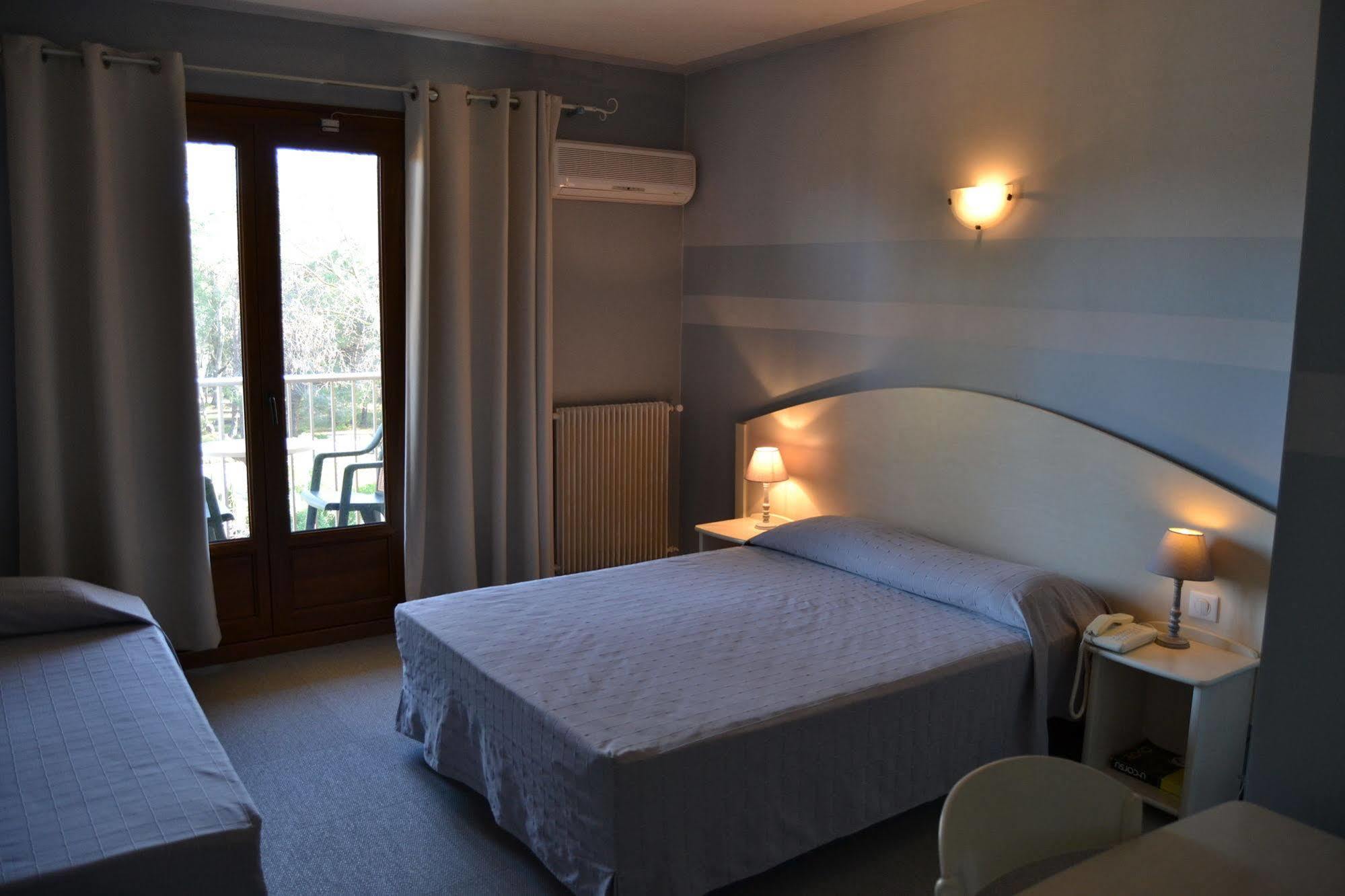 Hotel Cyrnea Calvi  Dış mekan fotoğraf