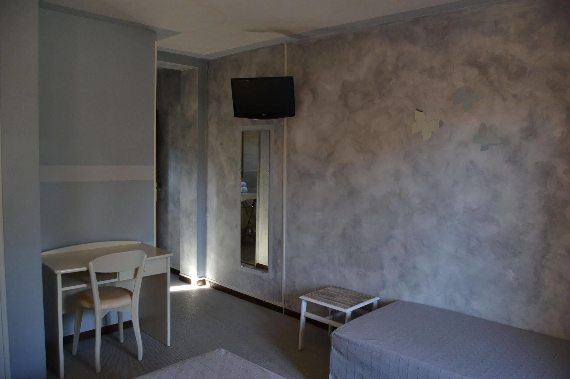 Hotel Cyrnea Calvi  Dış mekan fotoğraf
