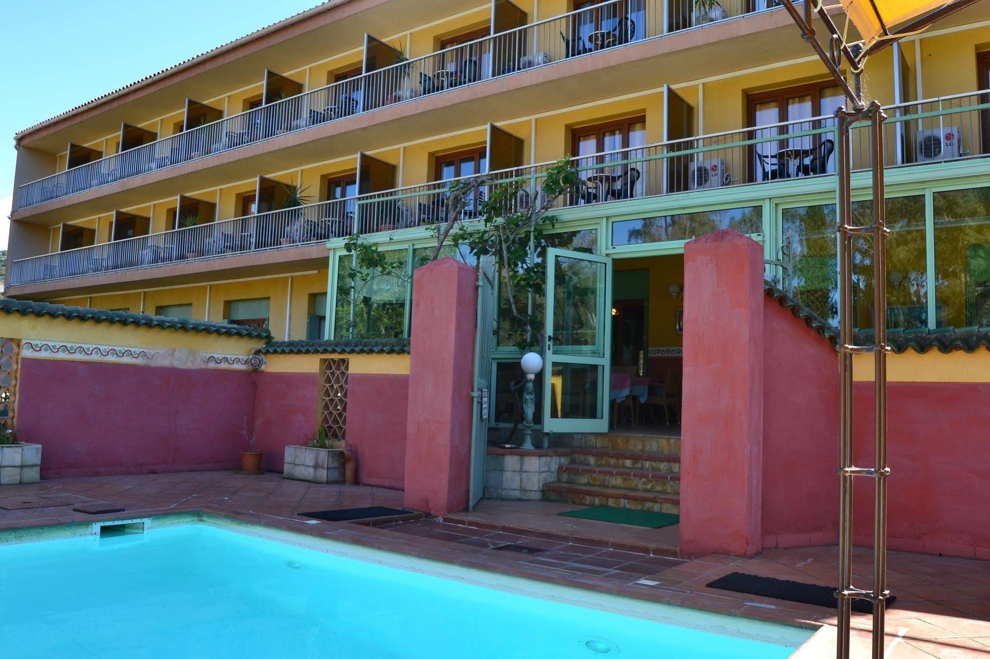 Hotel Cyrnea Calvi  Dış mekan fotoğraf