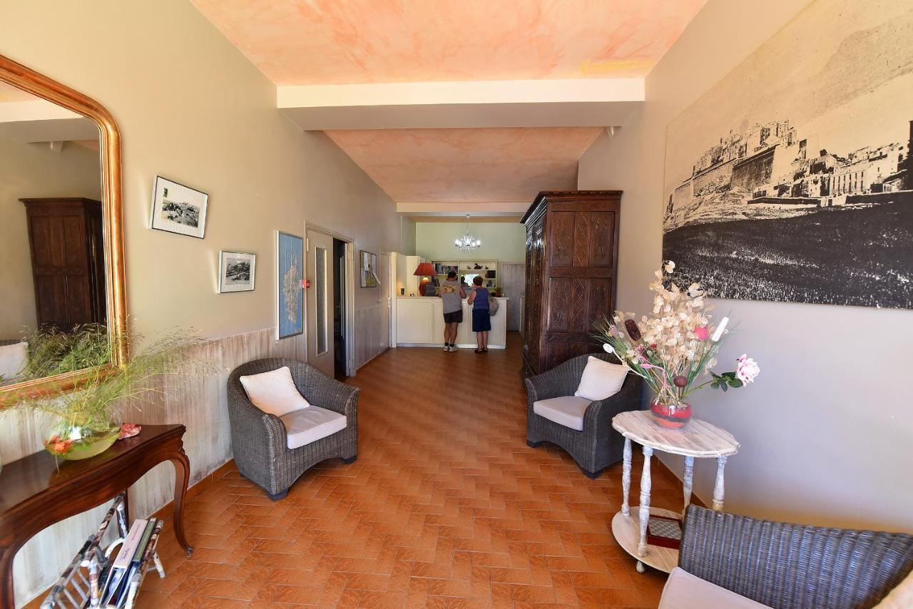Hotel Cyrnea Calvi  Dış mekan fotoğraf